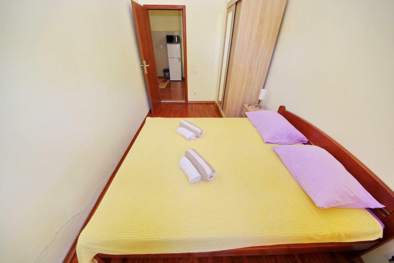 Apartments Eduard Vrsi Εξωτερικό φωτογραφία