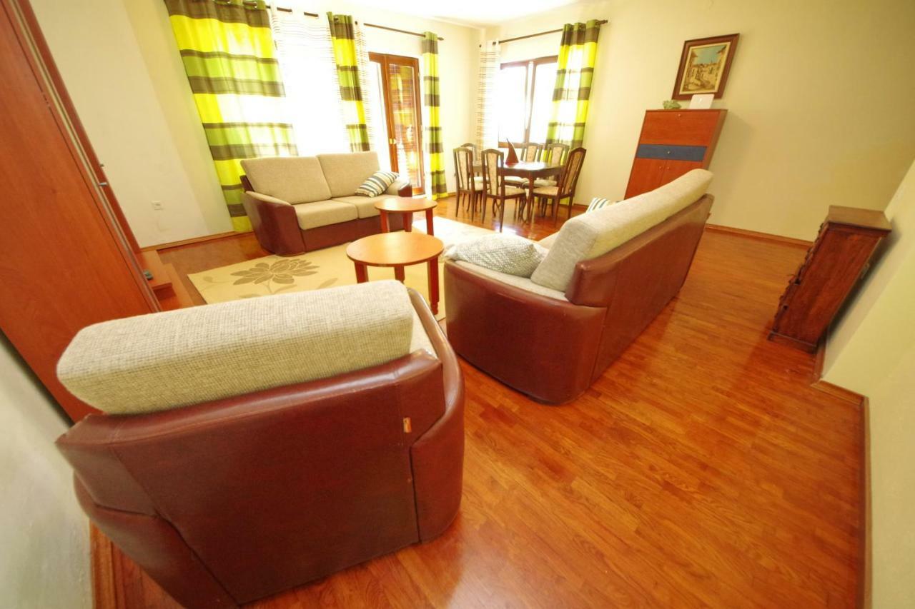 Apartments Eduard Vrsi Εξωτερικό φωτογραφία