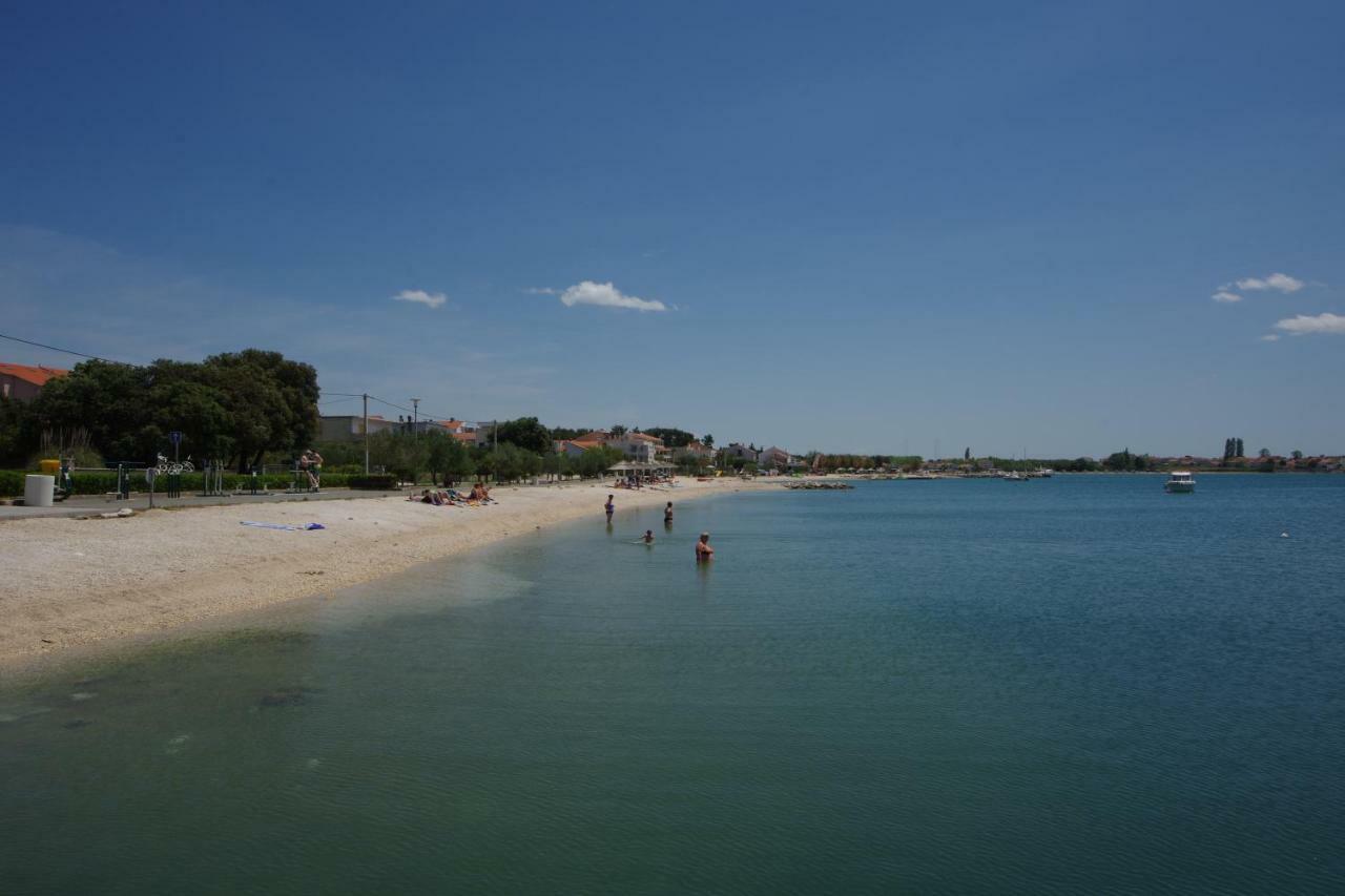 Apartments Eduard Vrsi Εξωτερικό φωτογραφία