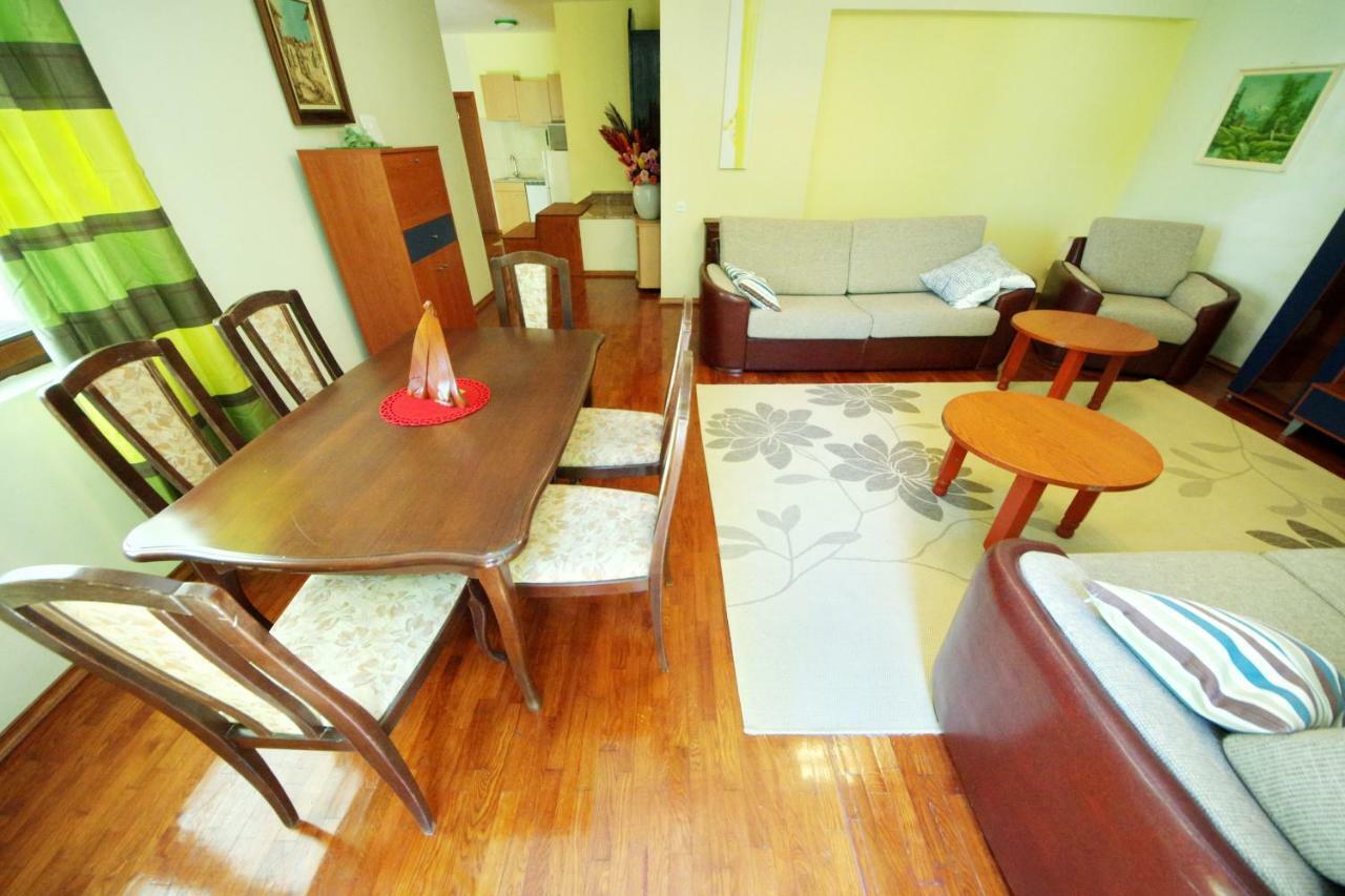 Apartments Eduard Vrsi Εξωτερικό φωτογραφία